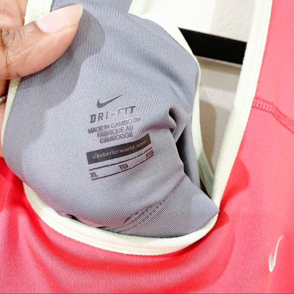 Nike Pink Workout Top Size Extra Large